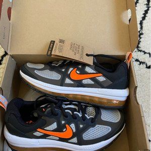 Nike Air Max Genome Big Kids' Shoes 6Y